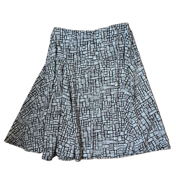 Valerie Stevens Petite Skirt – Size Medium – Stretch Blend - Picture 1 of 7